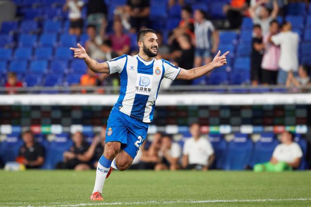 范子铭16+11雷蒙19分 首钢大胜上海总比分1-1